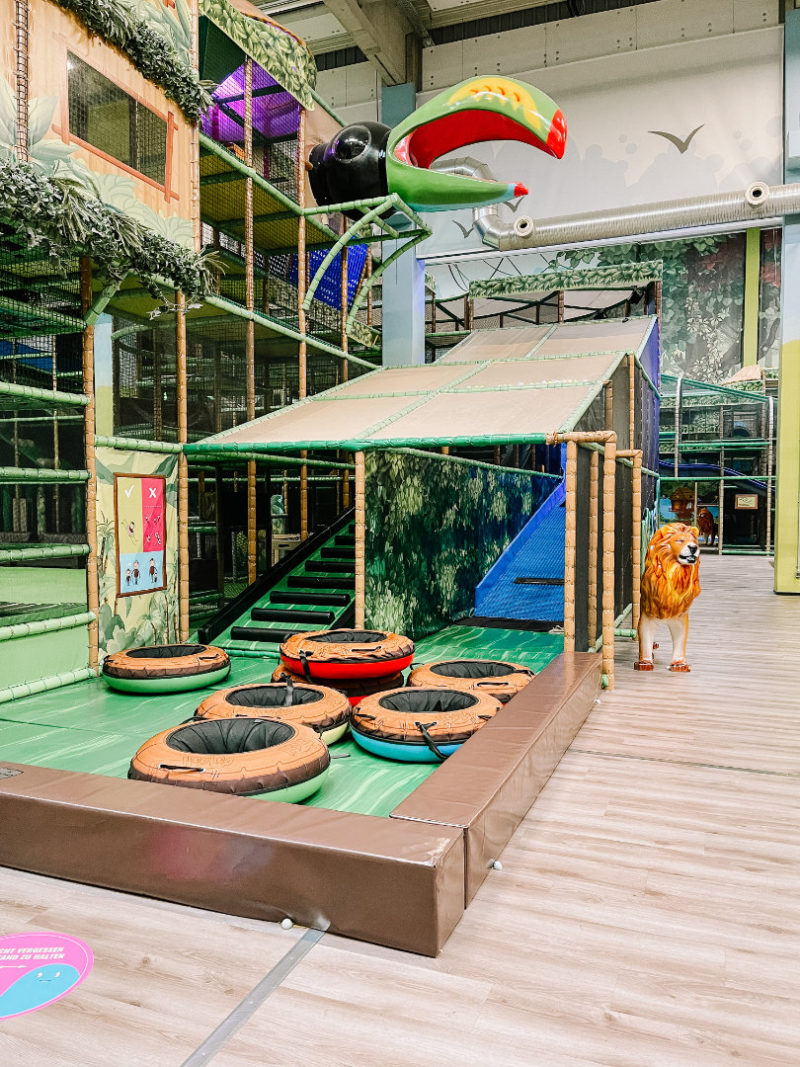 HopLop Indoor Spielpark in Pulheim notfrombadparents