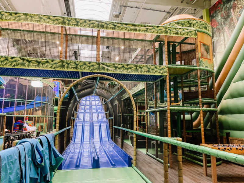 HopLop Indoor Spielpark in Pulheim notfrombadparents