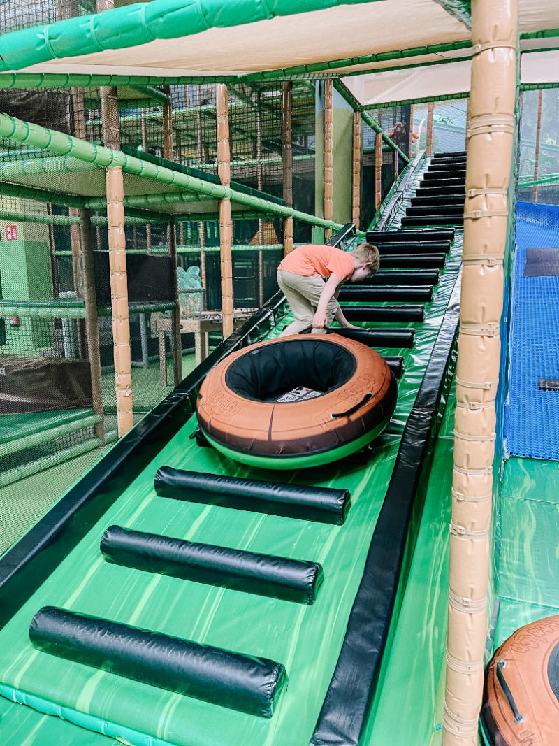 HopLop Indoor Spielpark in Pulheim notfrombadparents